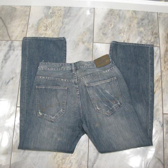 Union Bay Men's Vintage Distressed Straight Leg Relaxed Jeans Size 32x32 - Picture 5 of 5